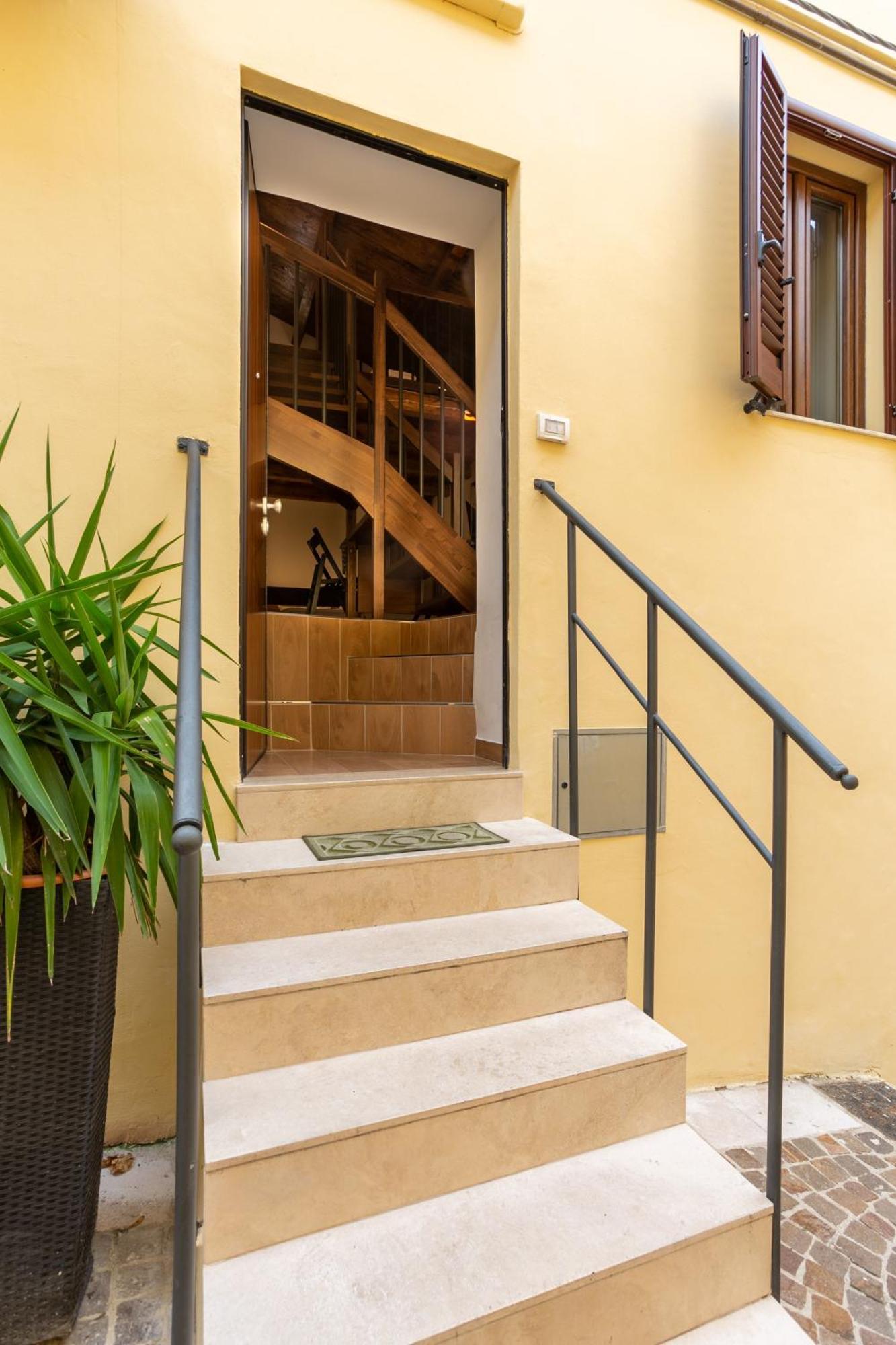 Loft Teate Apartment Киети Екстериор снимка